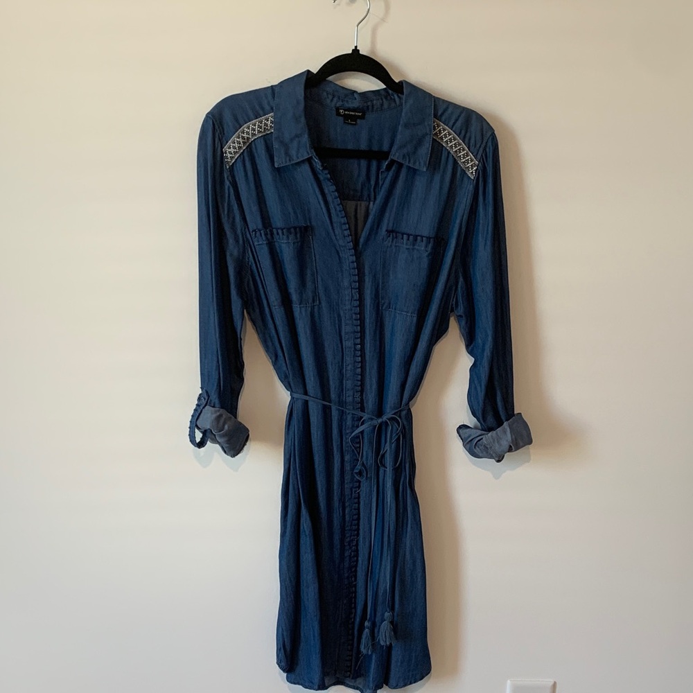 New Directions Indigo denim western embroidered Long Sleeve Dress large midi